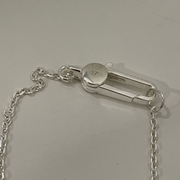 GUCCI TRADEMARK BRACELET WITH HEART PENDANT - Picture 3 of 6